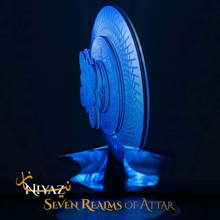 طرح جلد SEVEN REALMS OF ATTAR